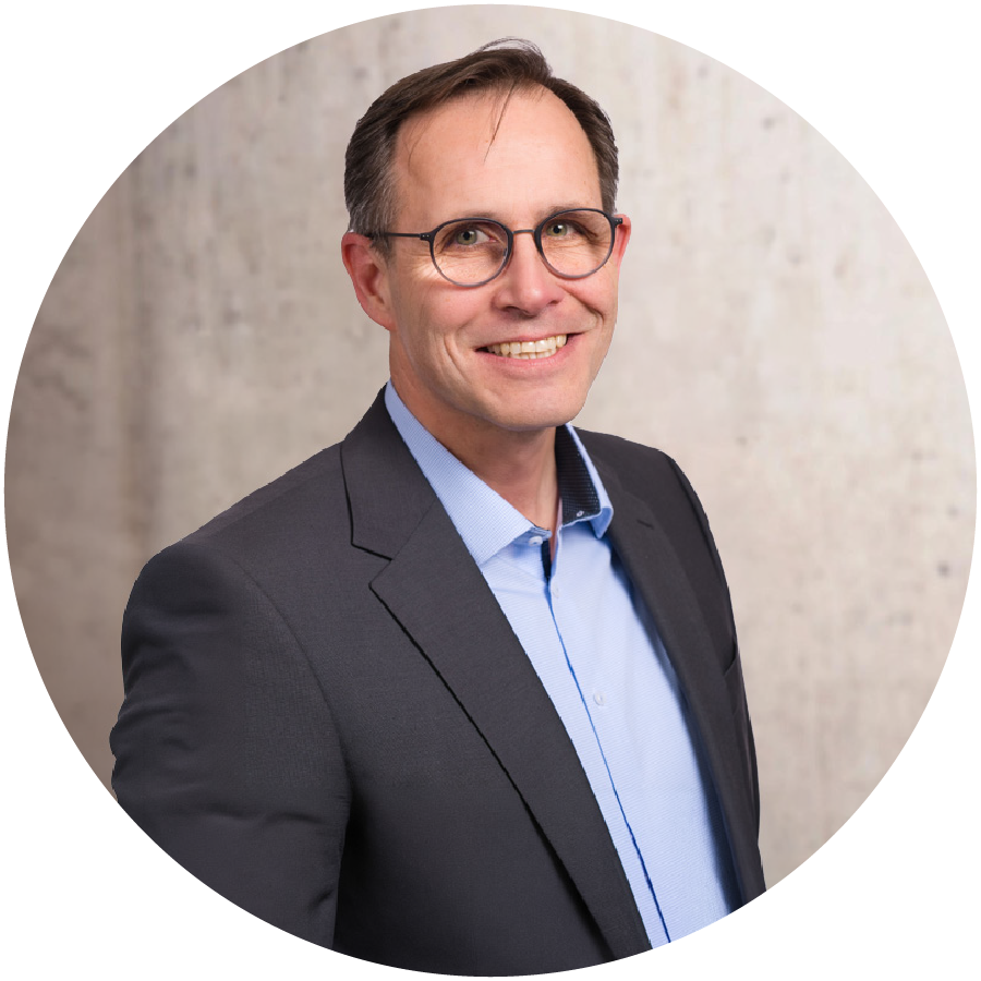 Patrick Kiel ppa., Display-Projektmanagement bei red-U